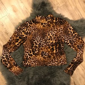 Sexy Leopard Print Crop Top